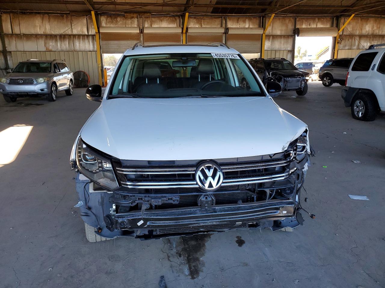 2017 VOLKSWAGEN TIGUAN SPORT photo 5
