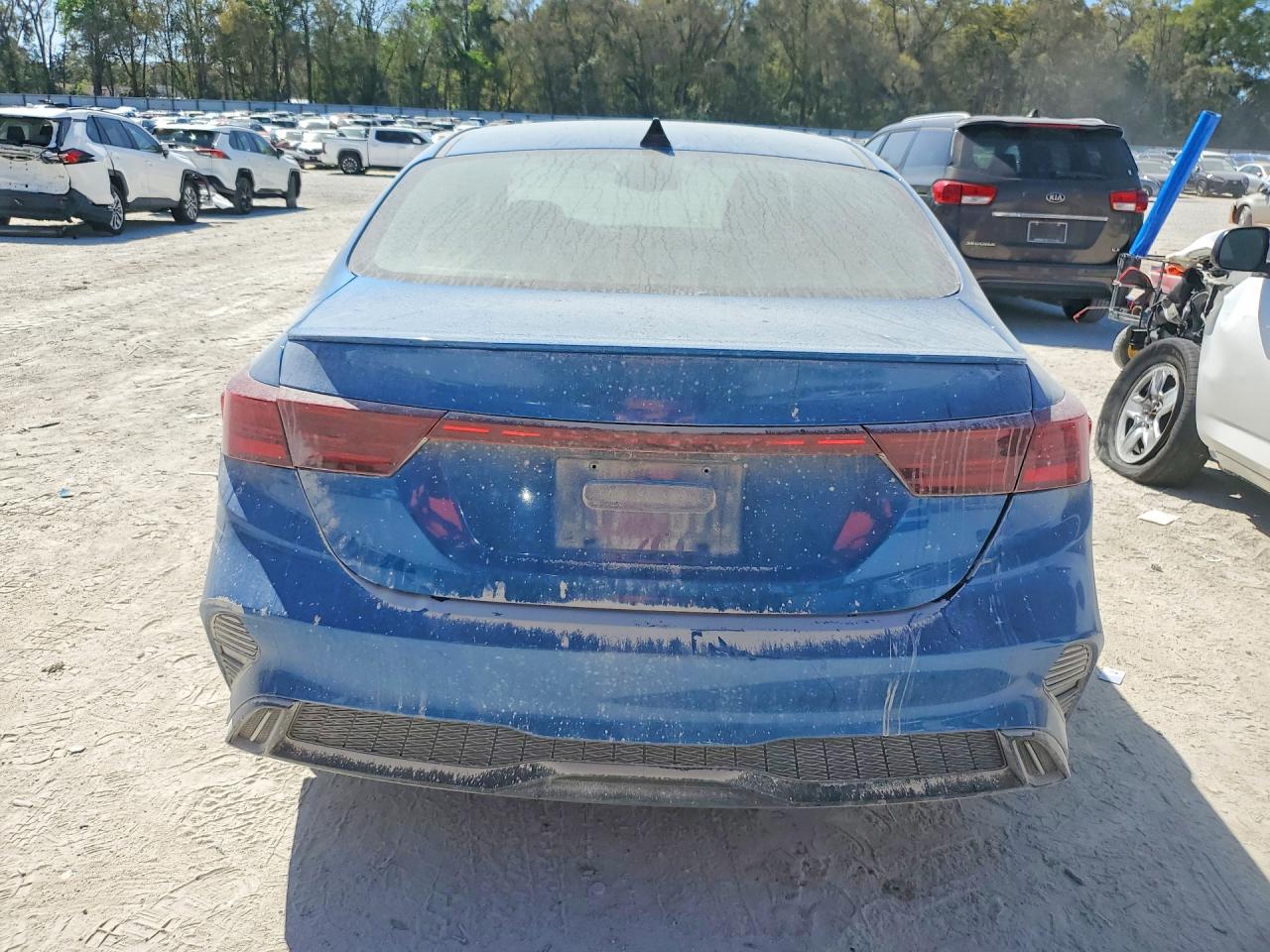 2023 KIA FORTE GT-LINE photo 11