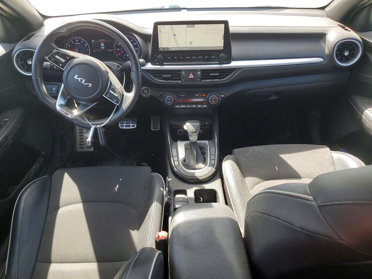 2023 KIA FORTE GT-LINE photo 15