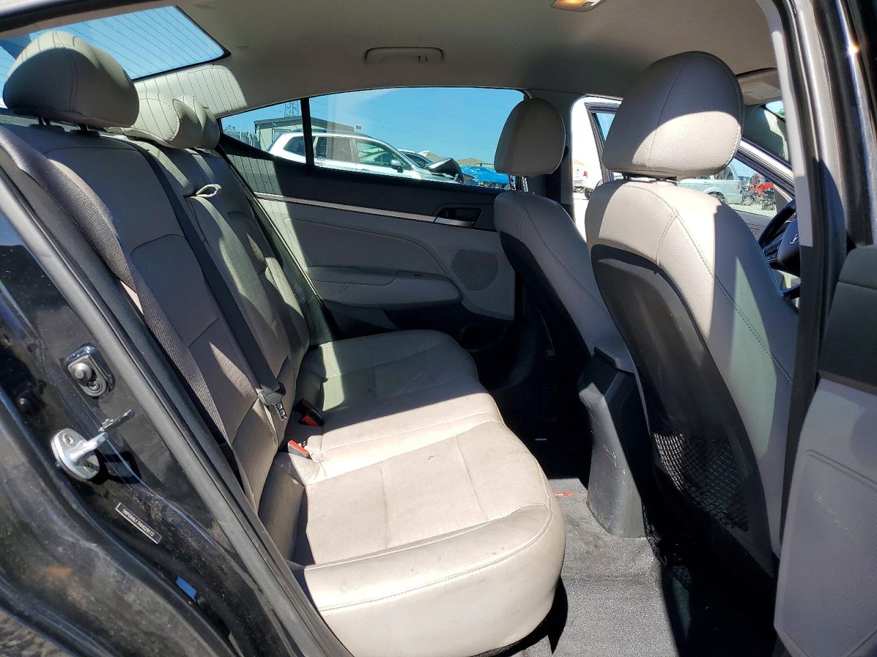 2017 HYUNDAI ELANTRA LIMITED photo 28