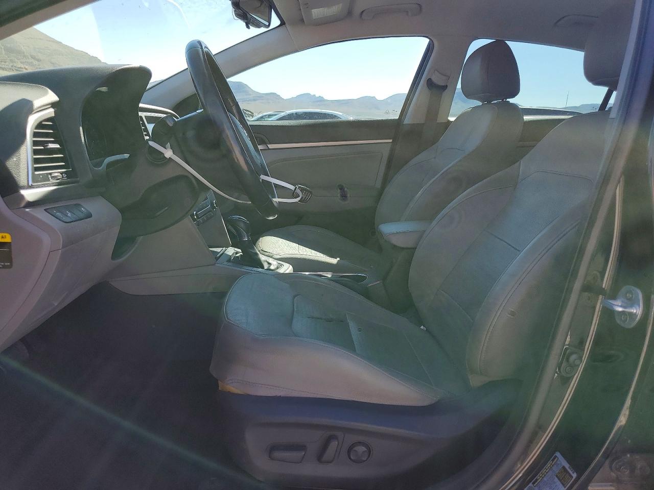 2017 HYUNDAI ELANTRA LIMITED photo 19