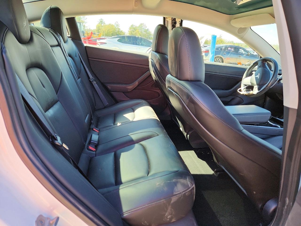 2019 TESLA MODEL 3 photo 19