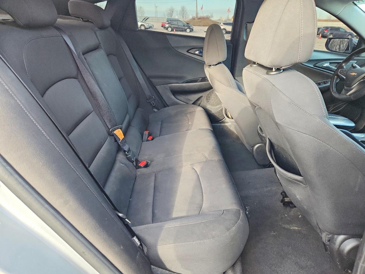2018 CHEVROLET MALIBU LT photo 10