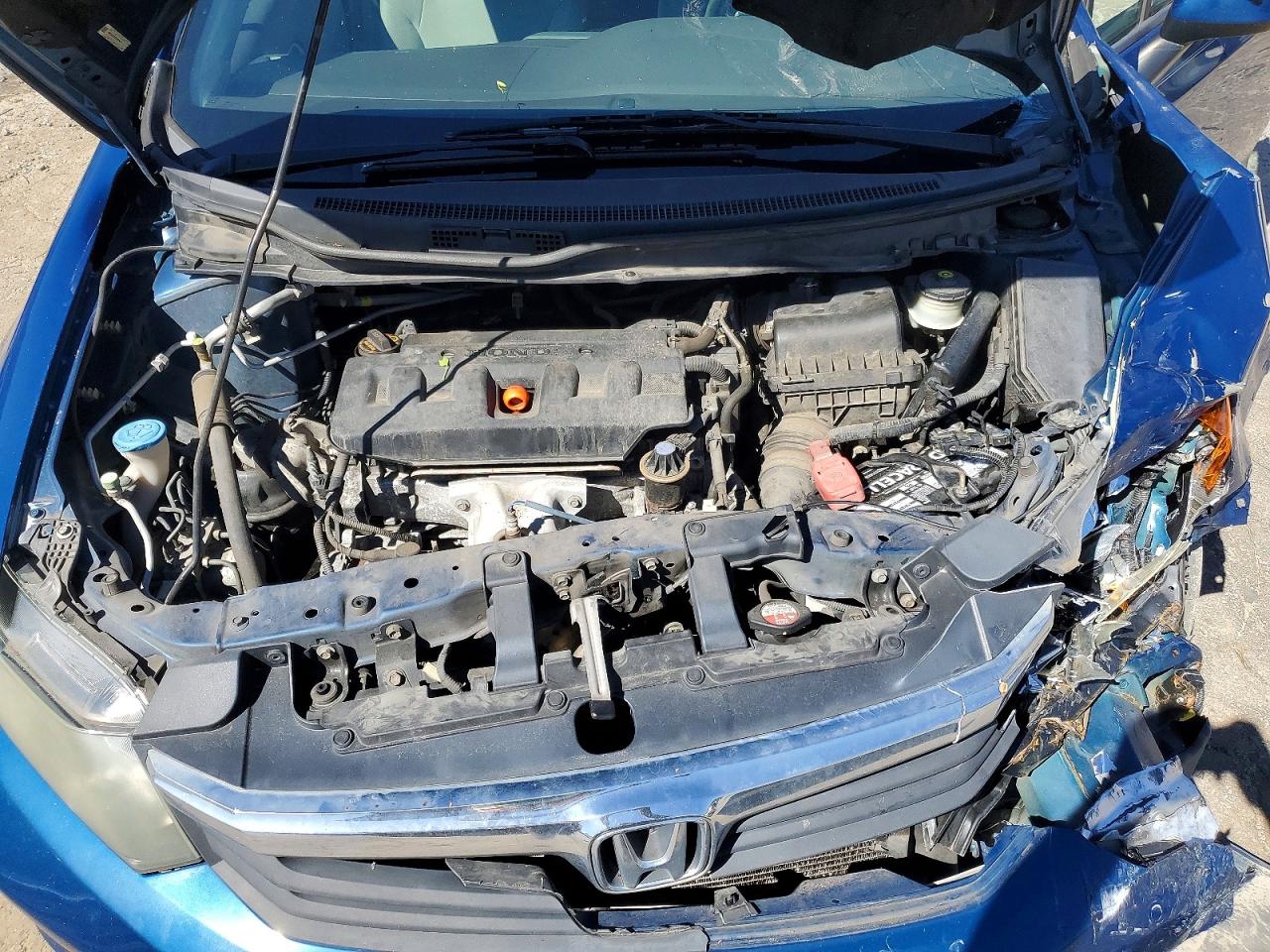 2012 HONDA CIVIC LX photo 11