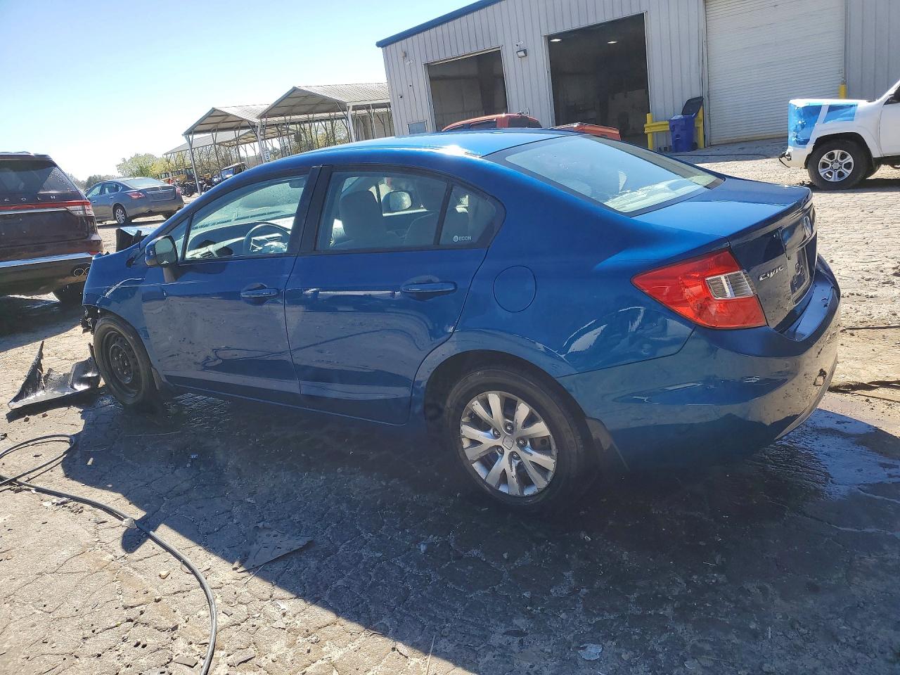 2012 HONDA CIVIC LX photo 2