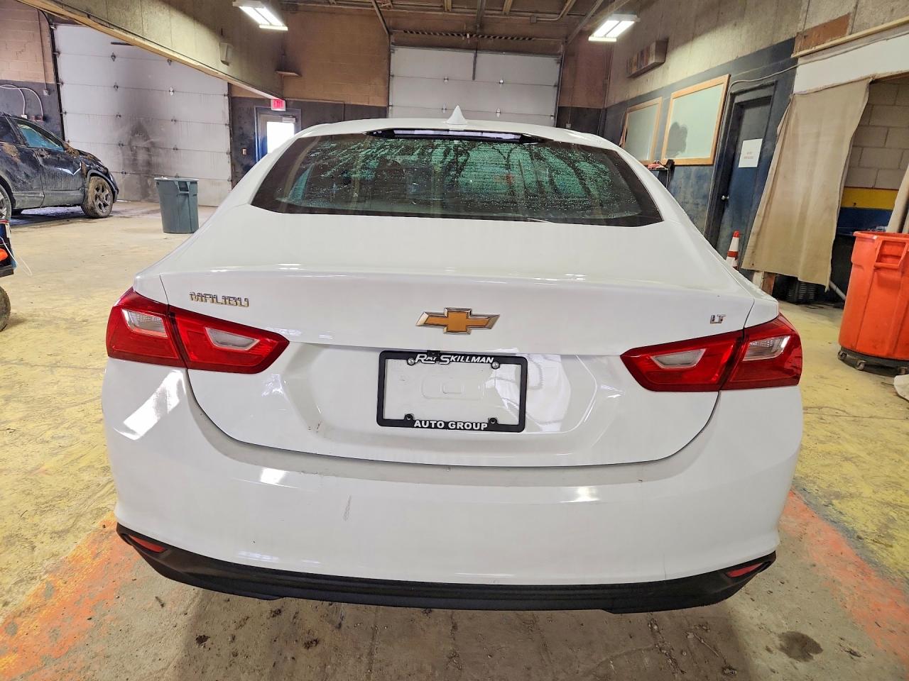 2023 CHEVROLET MALIBU LT photo 16