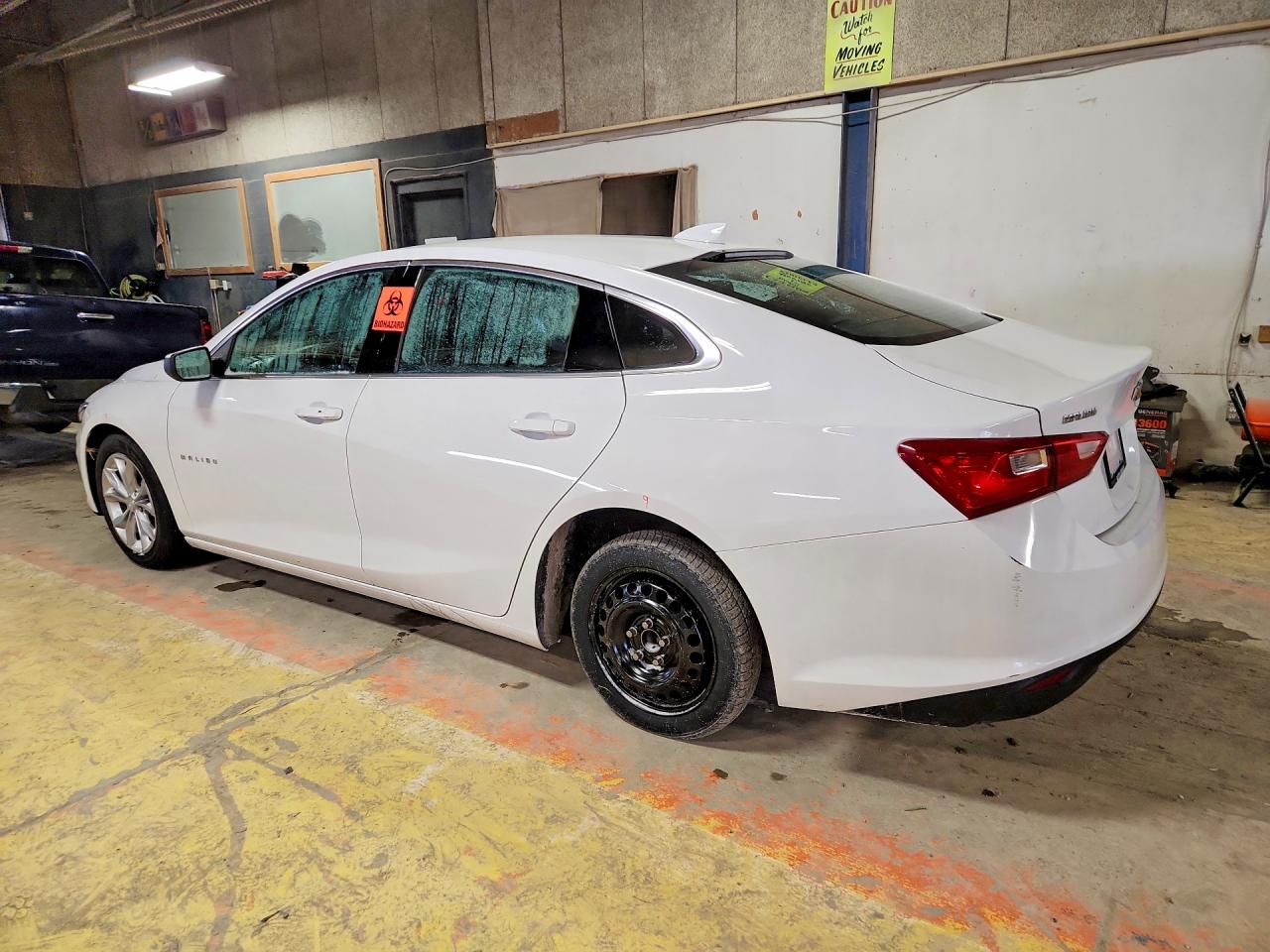 2023 CHEVROLET MALIBU LT photo 4