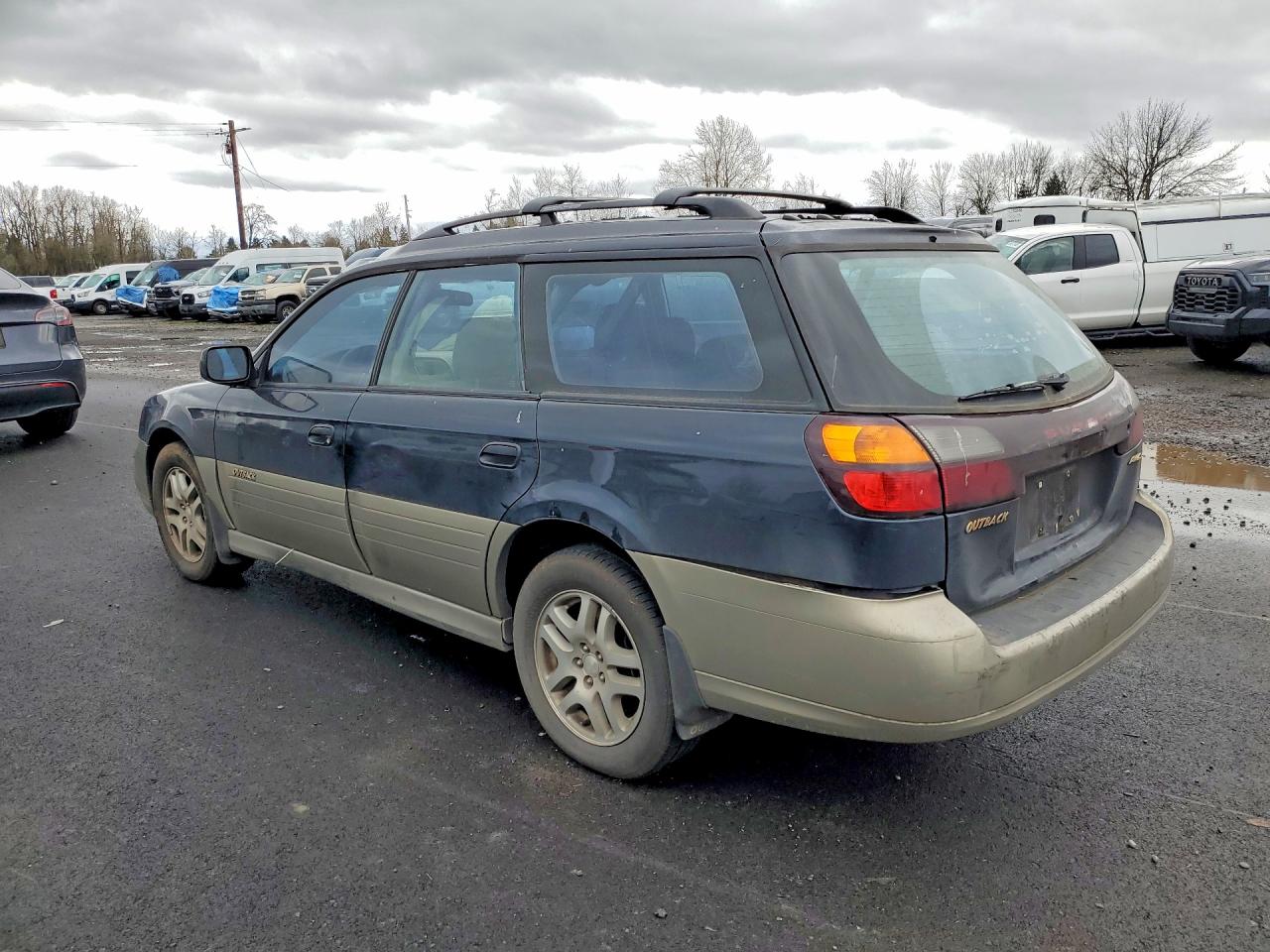 2002 SUBARU LEGACY OUTBACK AWP photo 2
