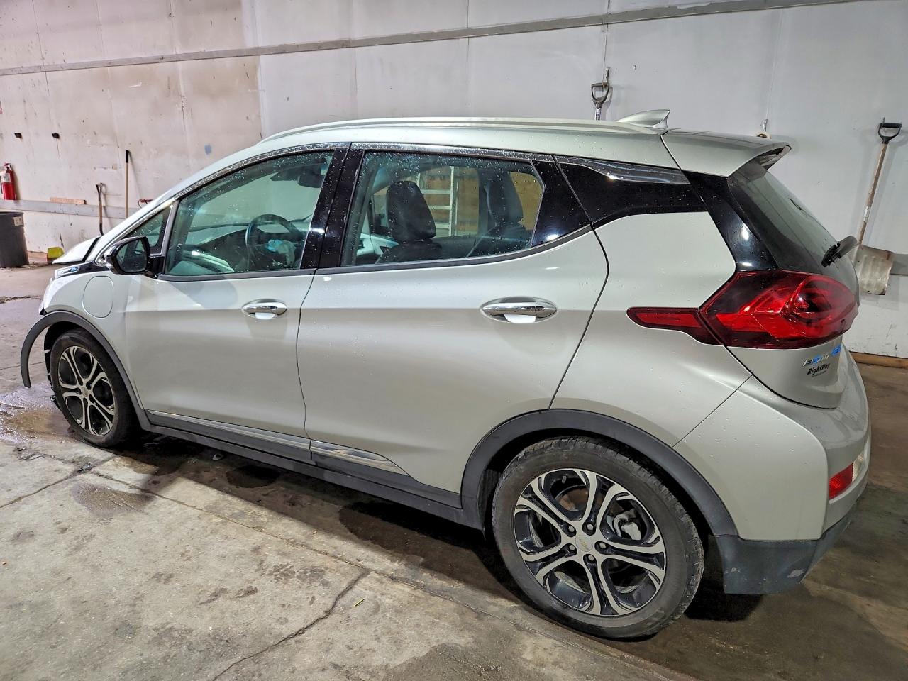 2018 CHEVROLET BOLT EV PREMIER photo 3