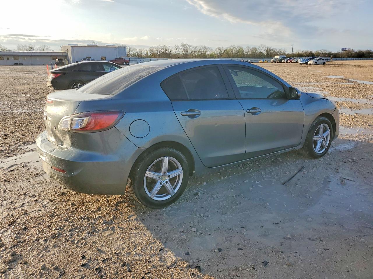 2013 MAZDA 3 I photo 3