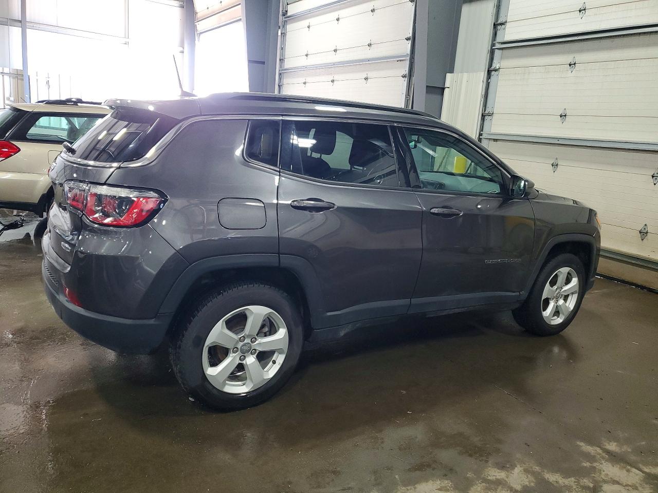 2019 JEEP COMPASS LATITUDE photo 3