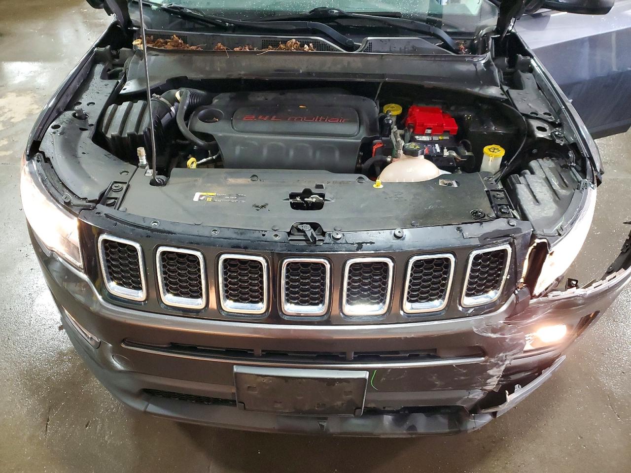 2019 JEEP COMPASS LATITUDE photo 11