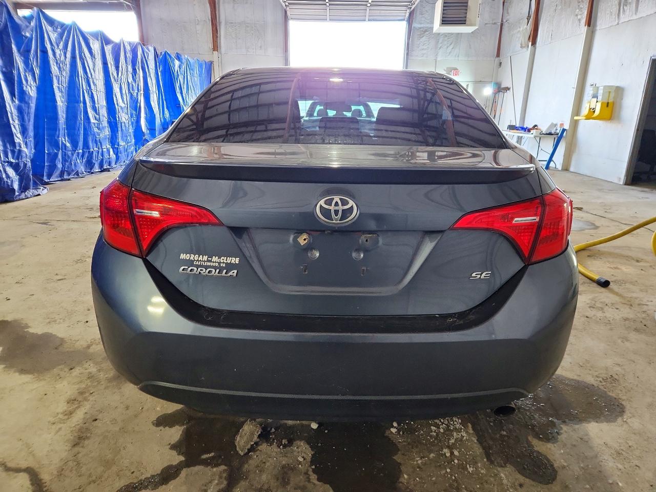 2018 TOYOTA COROLLA SE photo 11