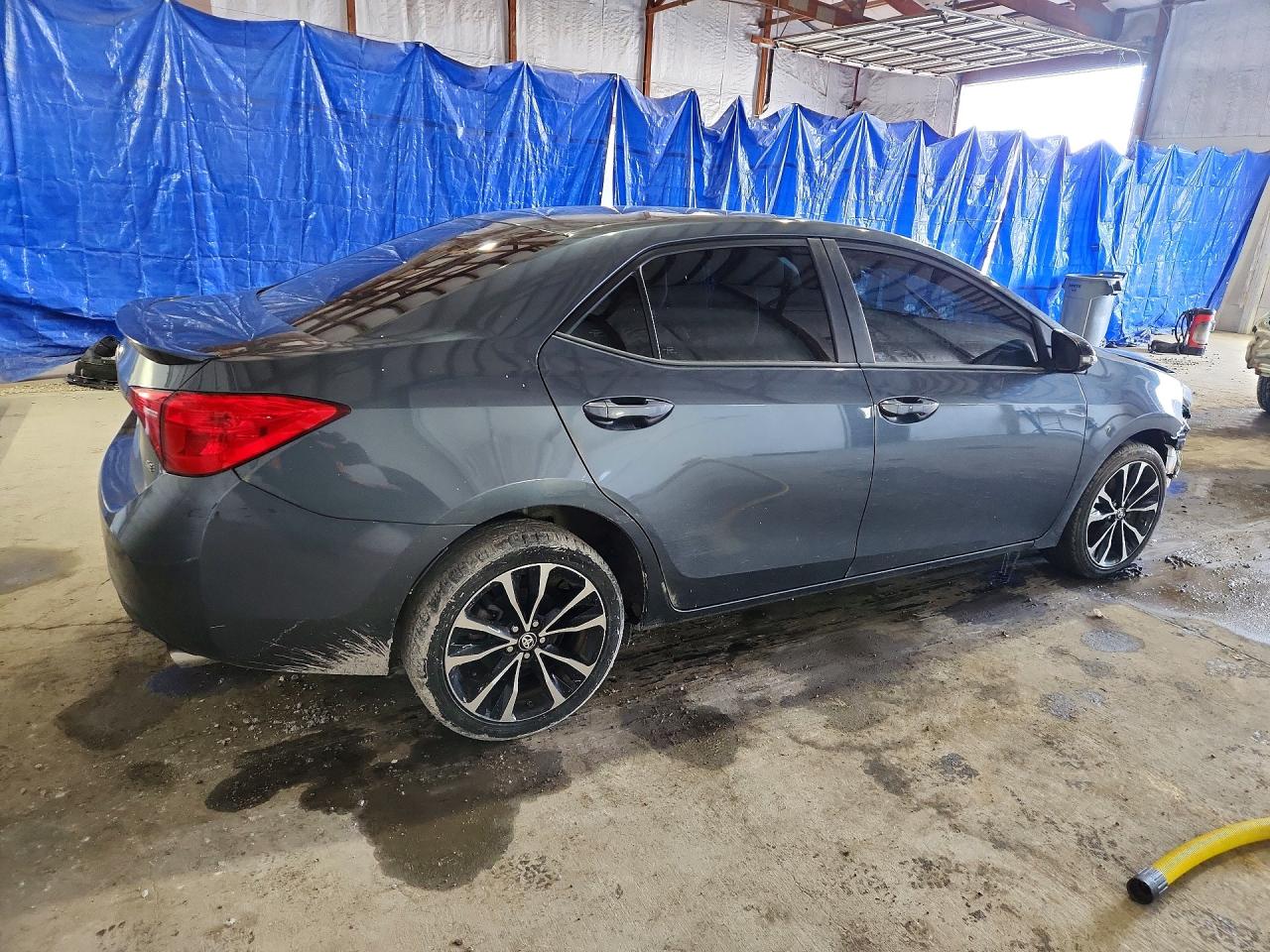 2018 TOYOTA COROLLA SE photo 5