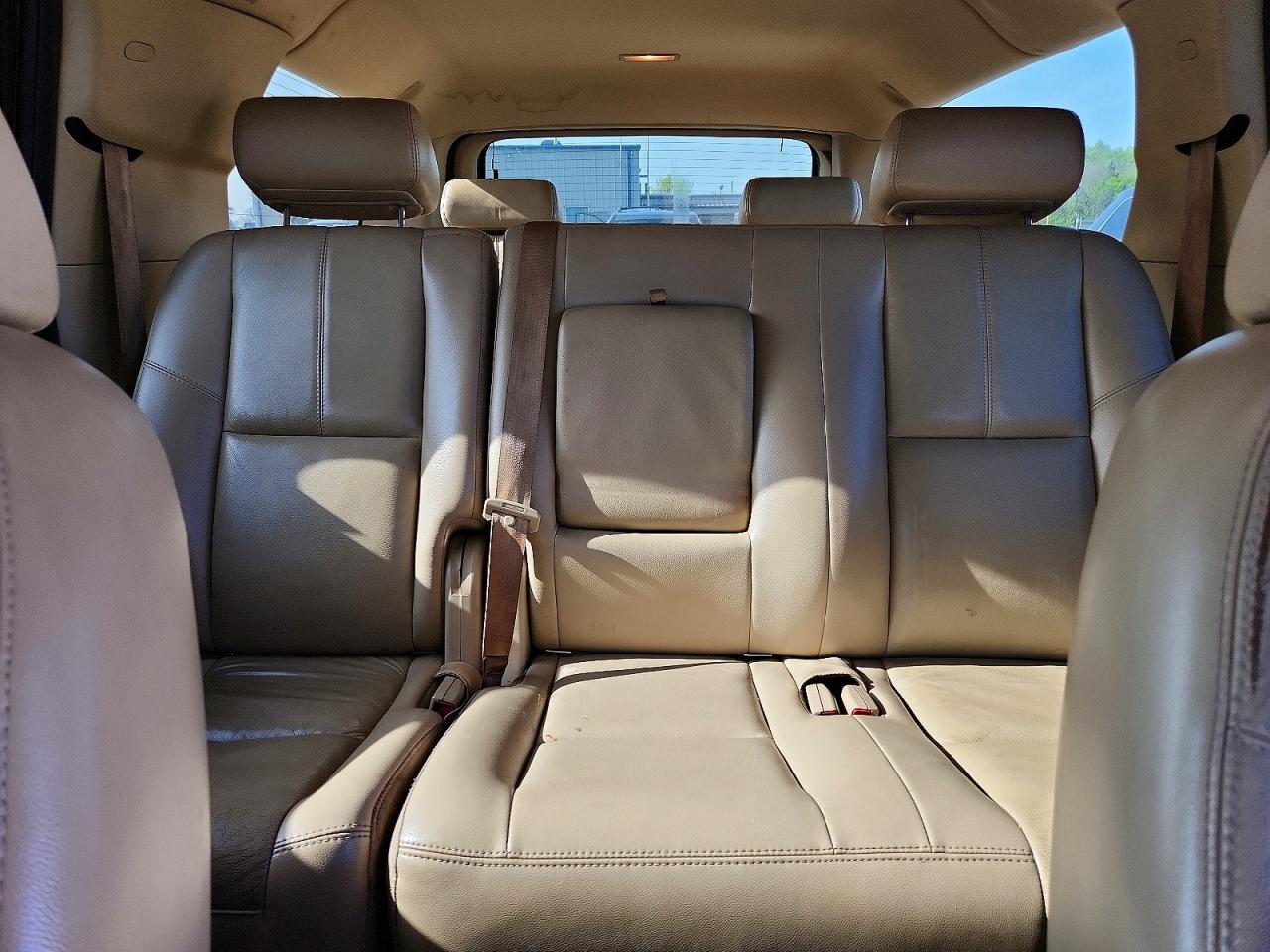 2007 CHEVROLET SUBURBAN K1500 photo 19