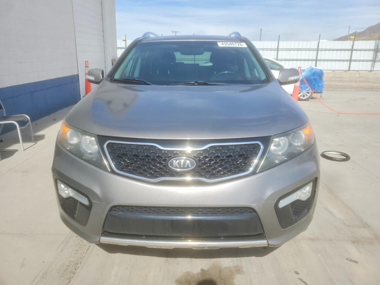 2013 KIA SORENTO SX photo 5