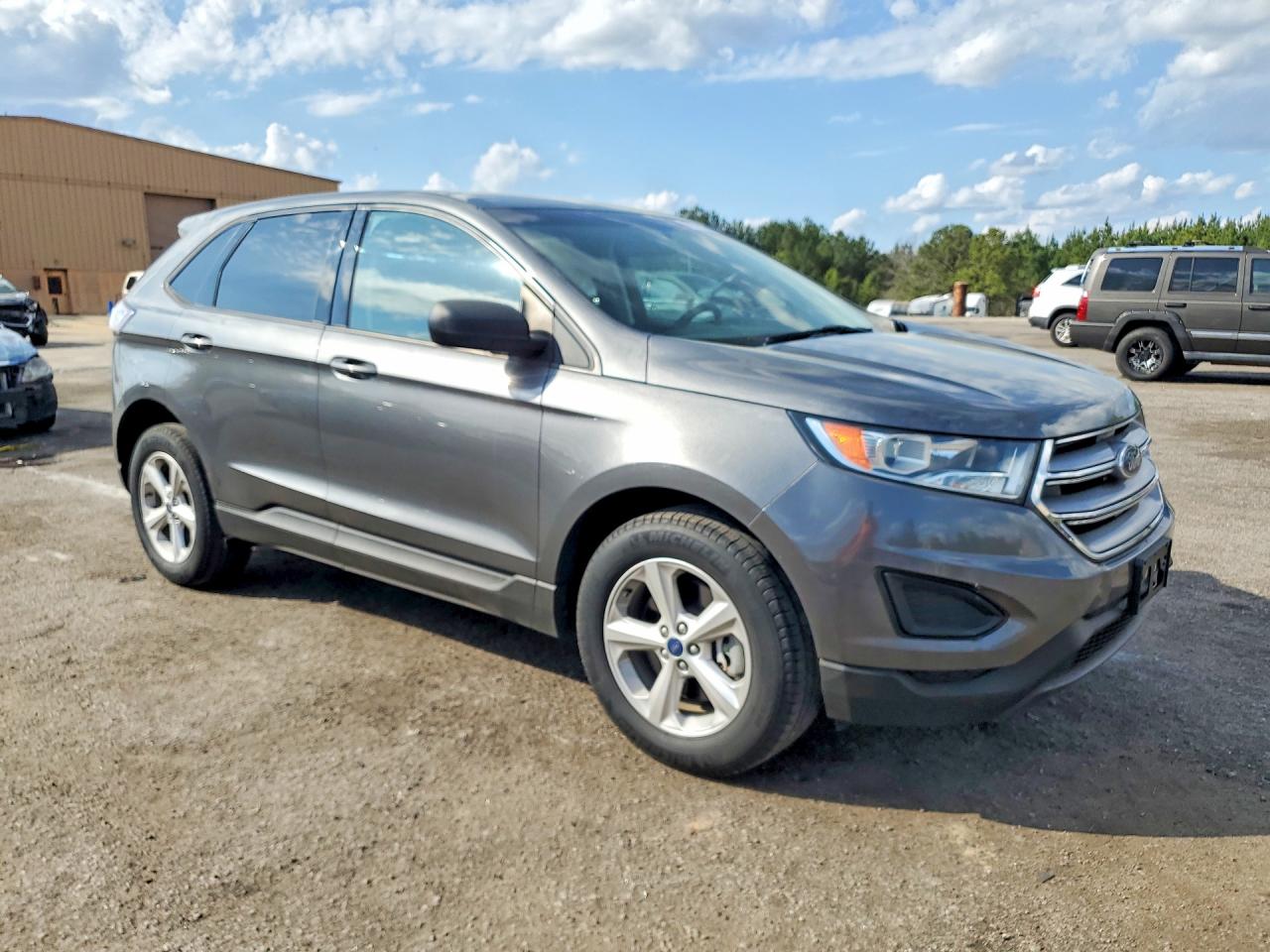 2017 FORD EDGE SE photo 7