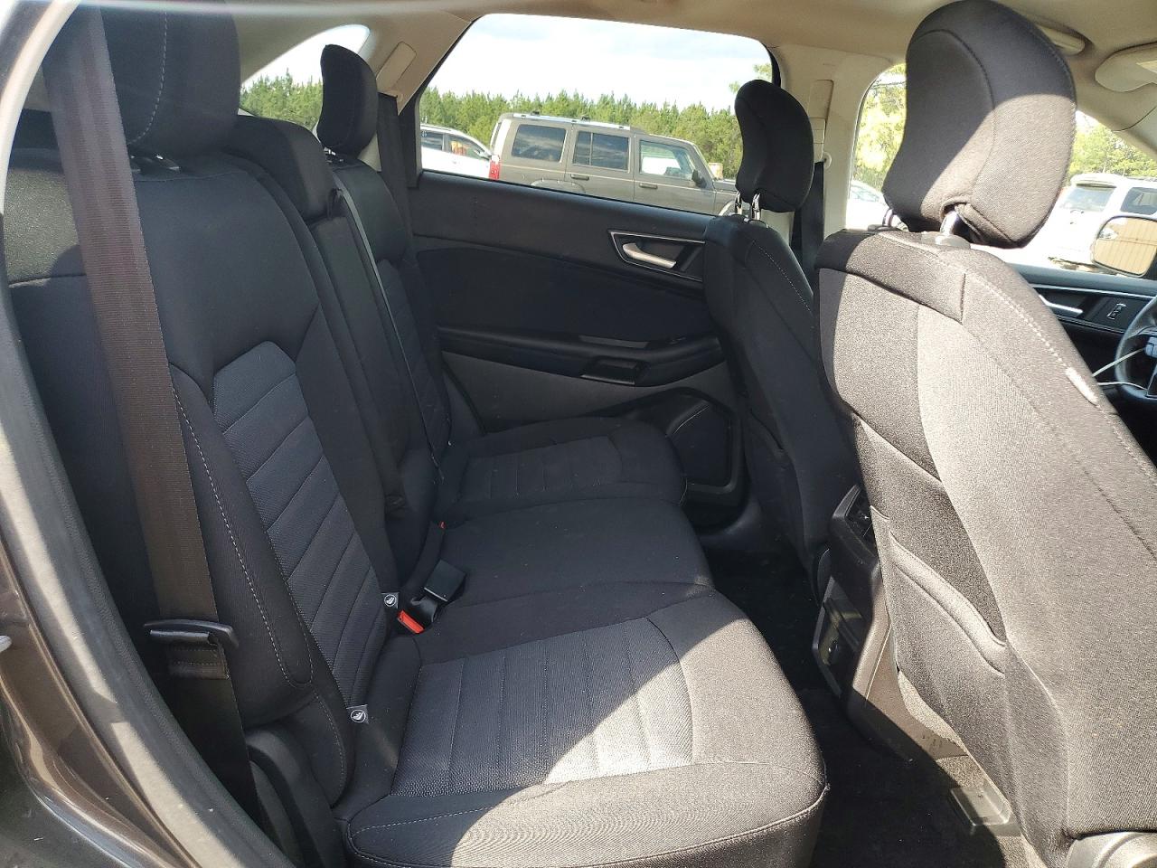 2017 FORD EDGE SE photo 21