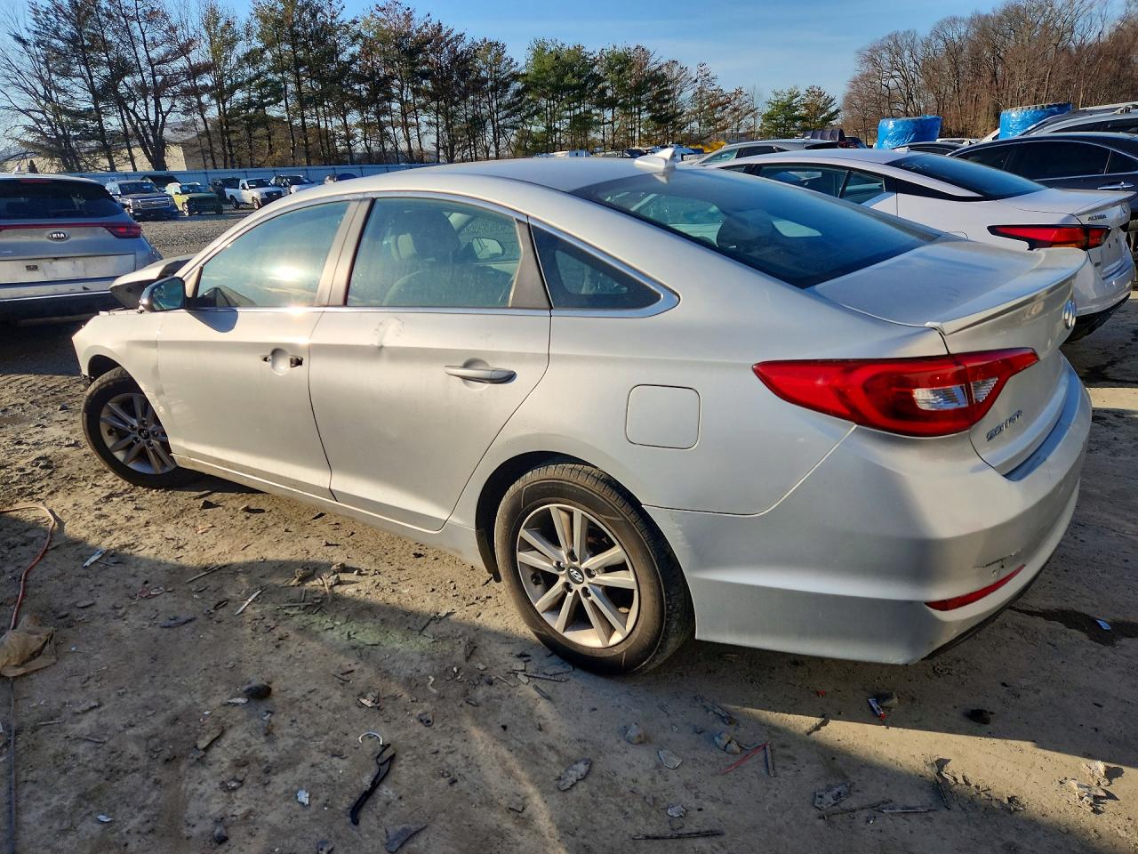 2016 HYUNDAI SONATA SE photo 2