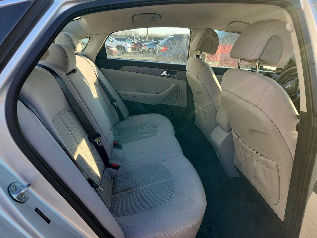 2016 HYUNDAI SONATA SE photo 10