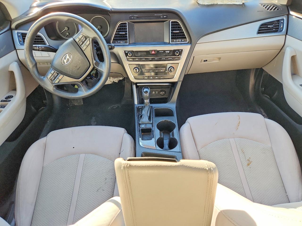 2016 HYUNDAI SONATA SE photo 8