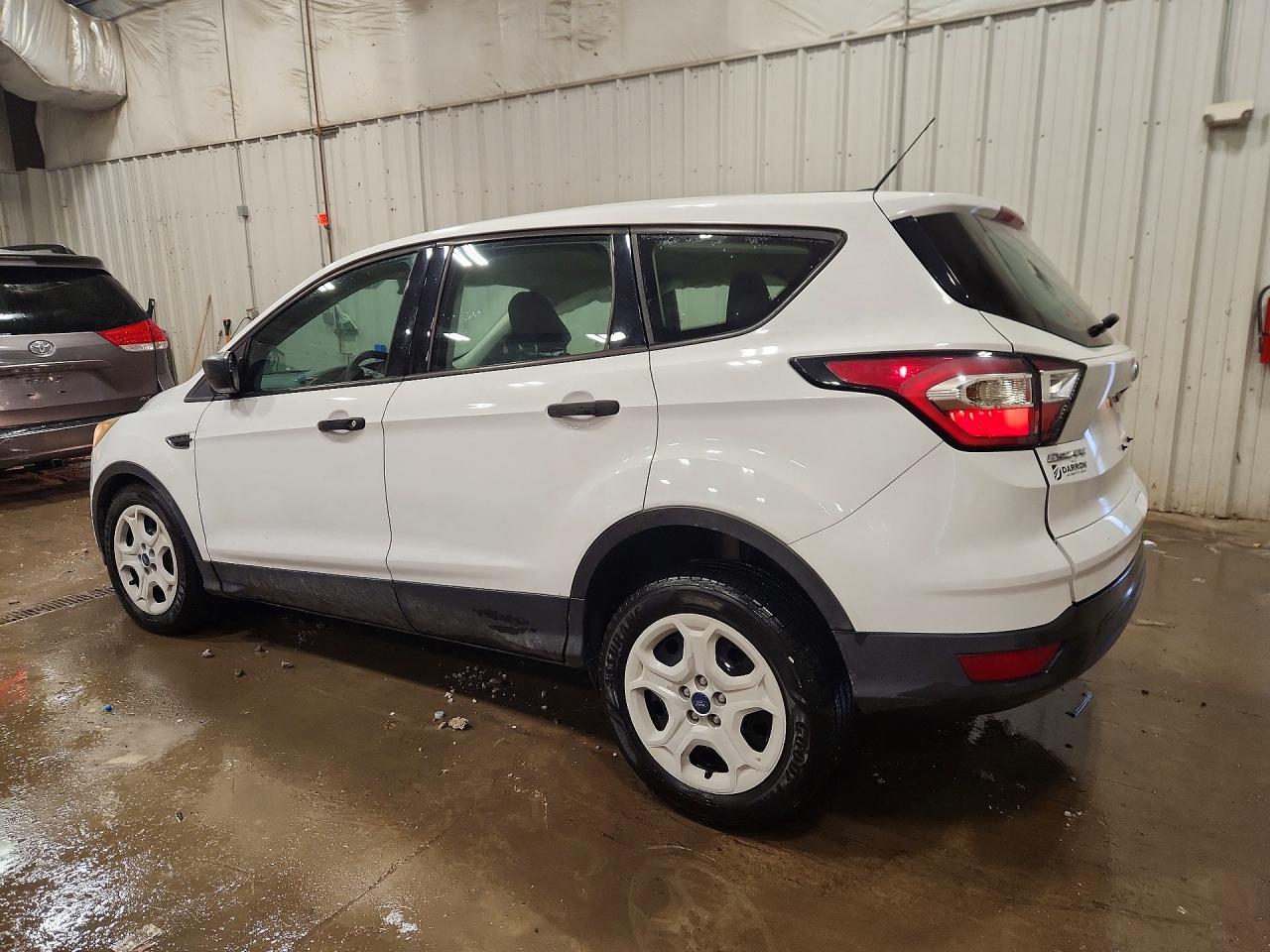2018 FORD ESCAPE S photo 4