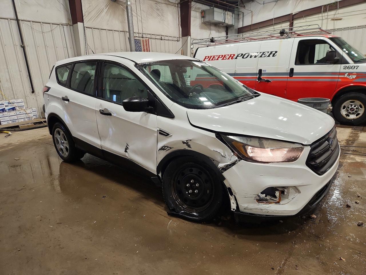 2018 FORD ESCAPE S photo 10