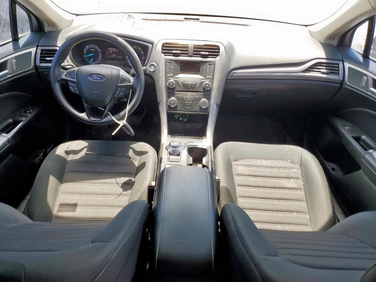 2018 FORD FUSION SE photo 13