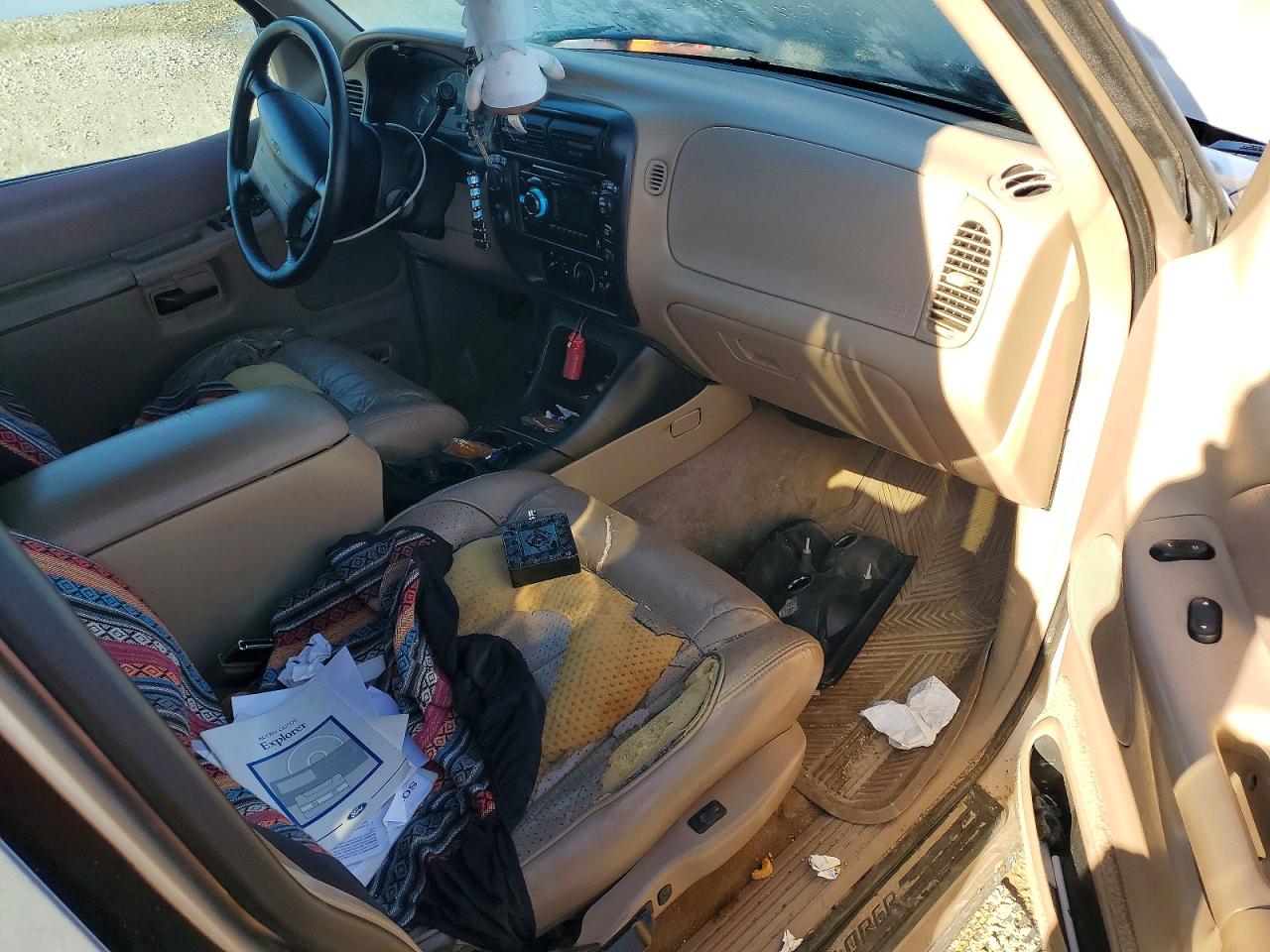 1997 FORD EXPLORER photo 15