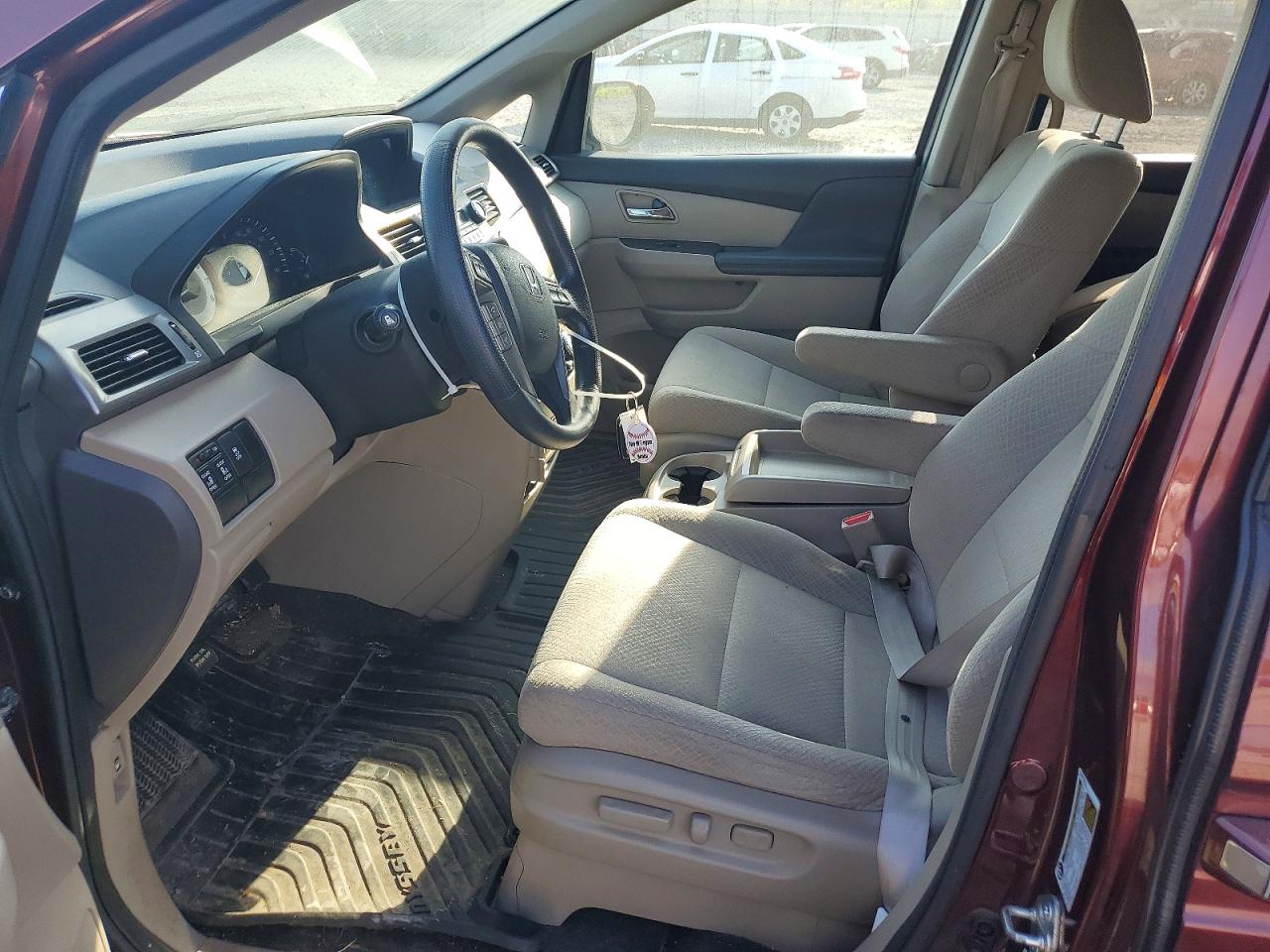 2016 HONDA ODYSSEY SE photo 7
