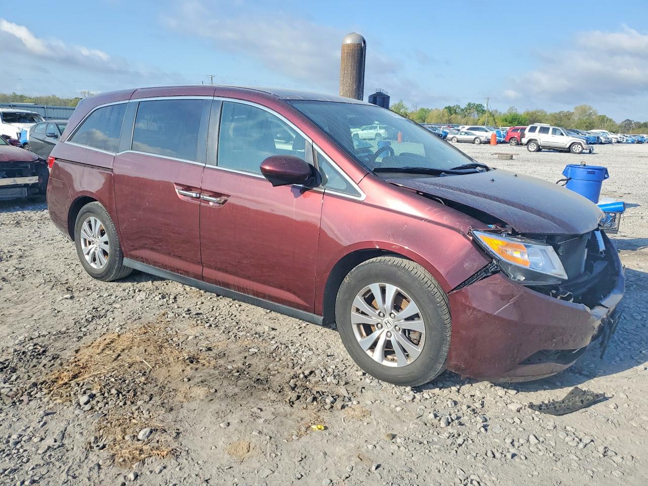 2016 HONDA ODYSSEY SE photo 4