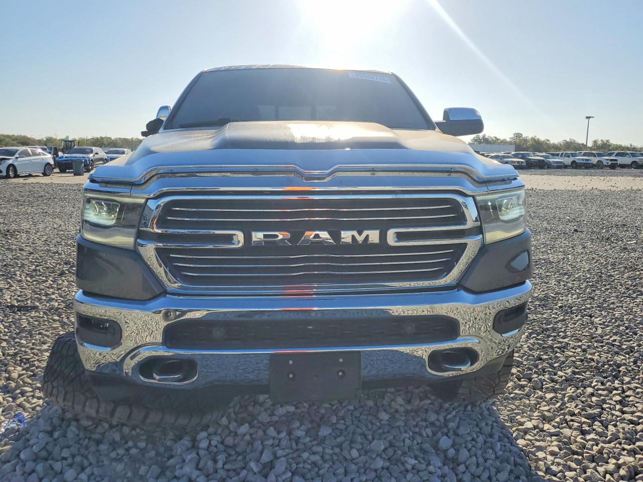 2019 RAM 1500 LARAMIE photo 5