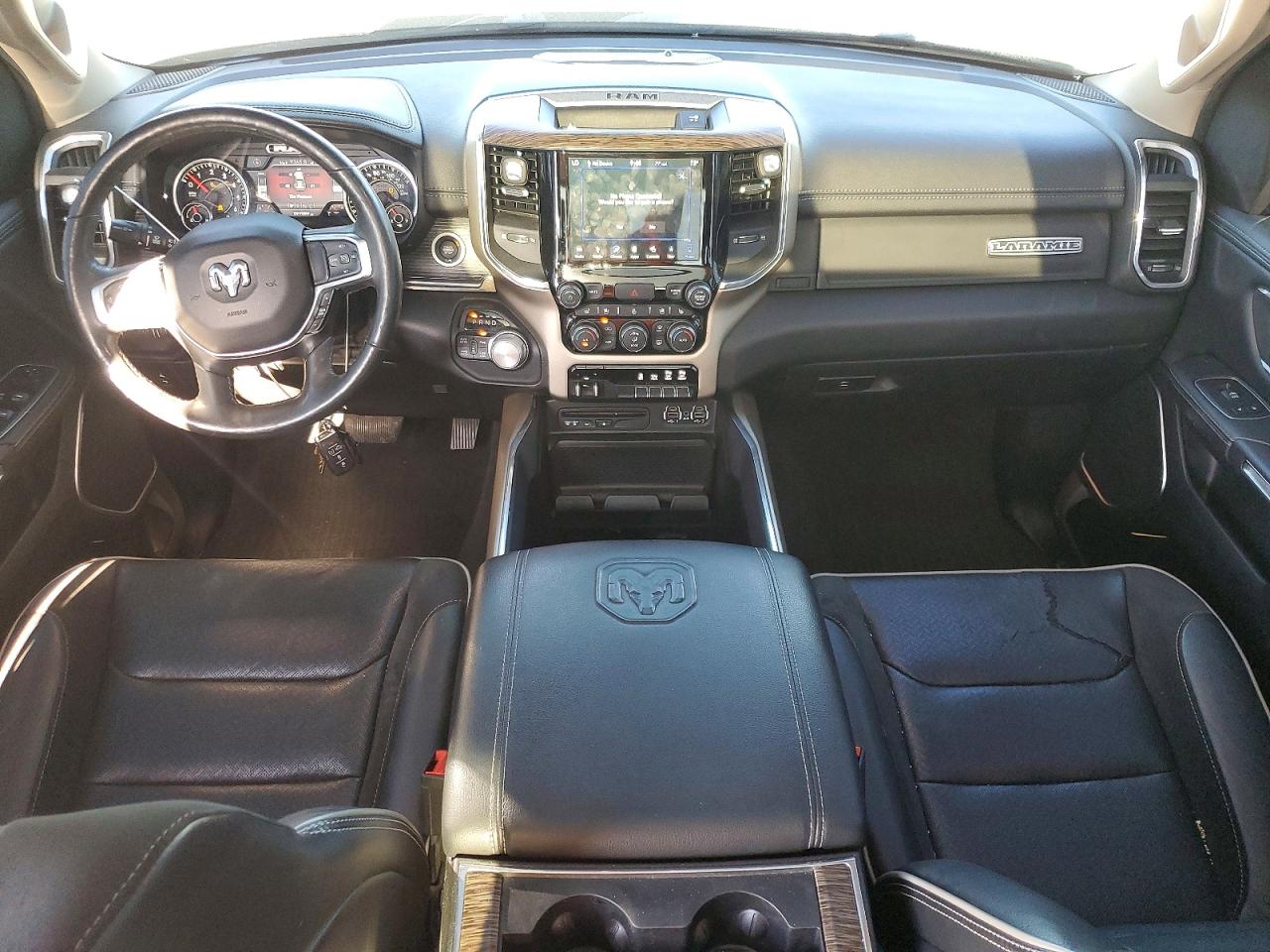 2019 RAM 1500 LARAMIE photo 8