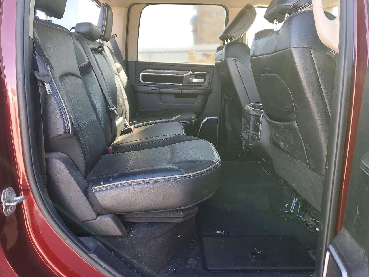 2021 RAM 3500 LARAMIE photo 21