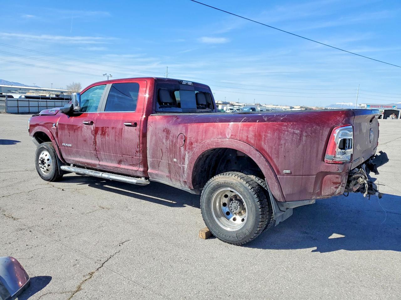 2021 RAM 3500 LARAMIE photo 3