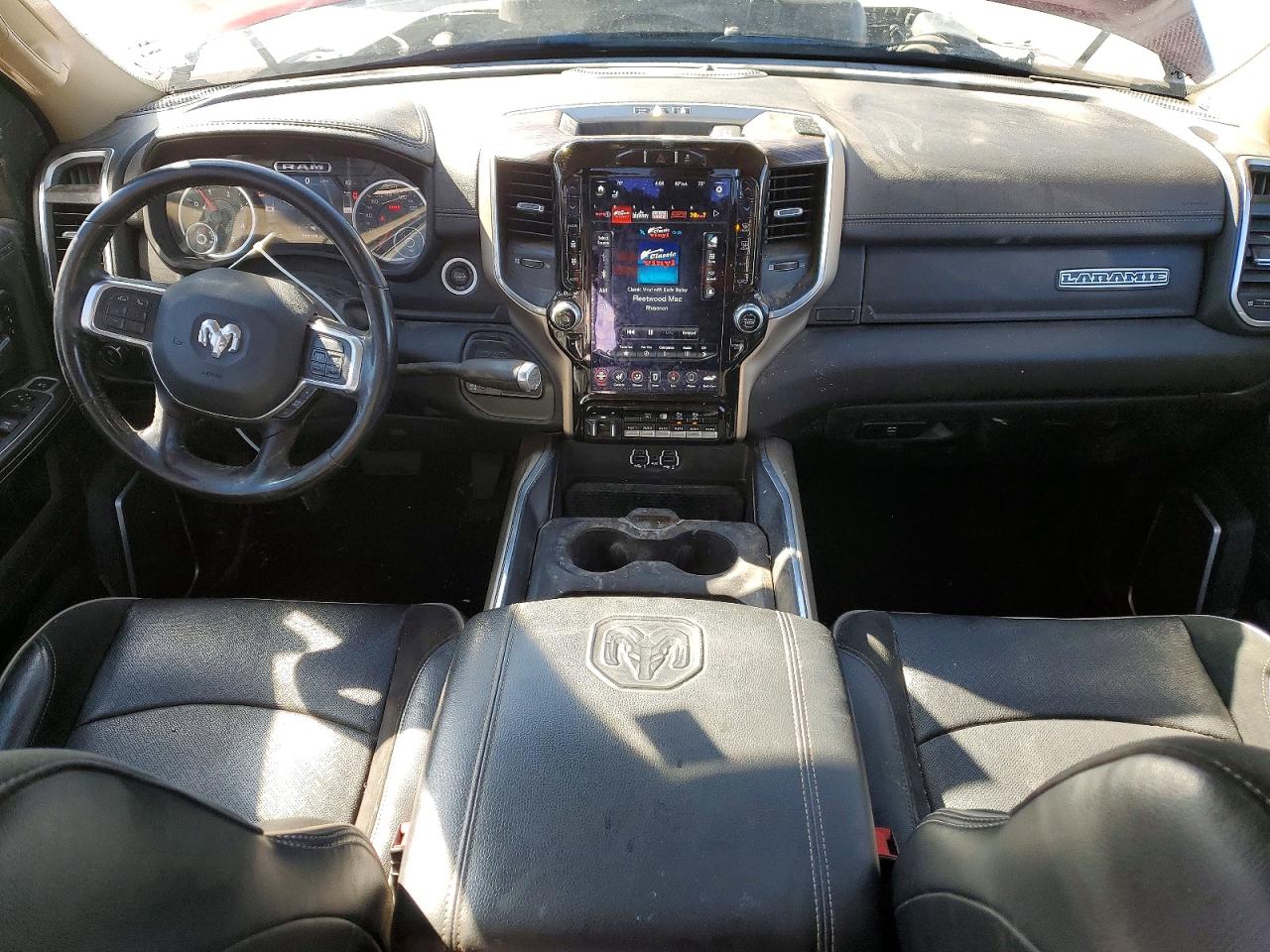 2021 RAM 3500 LARAMIE photo 15