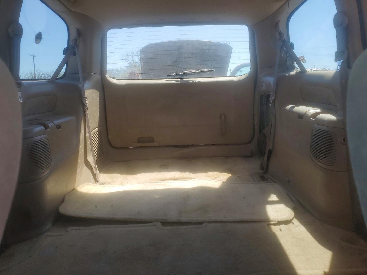 2002 TOYOTA SIENNA LE photo 10