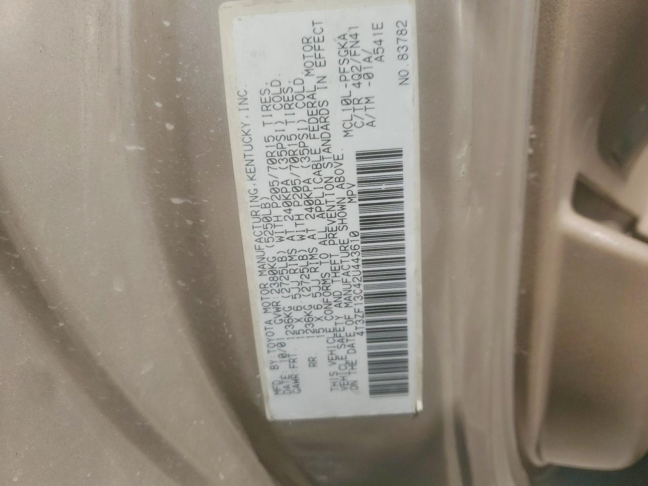 2002 TOYOTA SIENNA LE photo 13