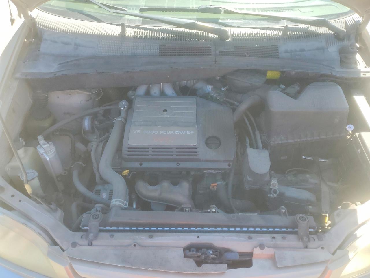 2002 TOYOTA SIENNA LE photo 12