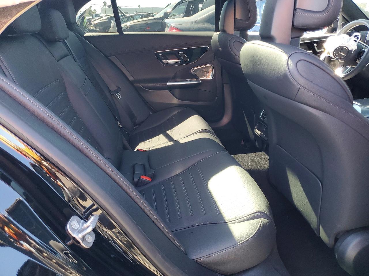 2025 MERCEDES-BENZ C 300 photo 10