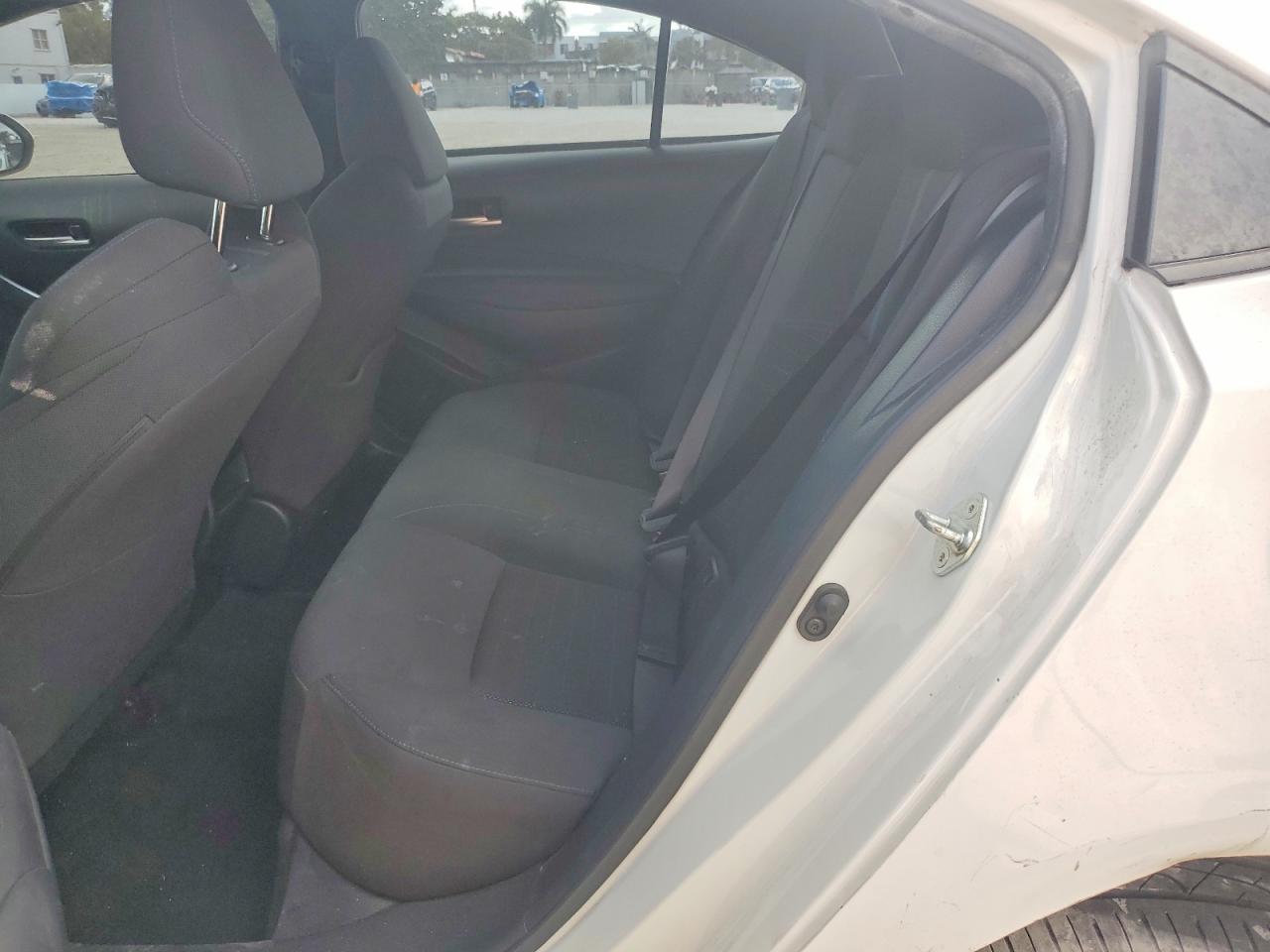 2020 TOYOTA COROLLA SE photo 10