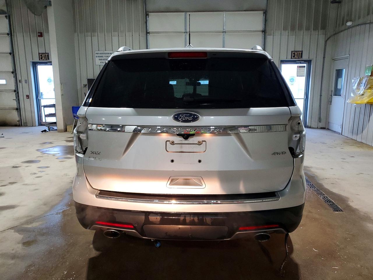 2018 FORD EXPLORER XLT photo 6
