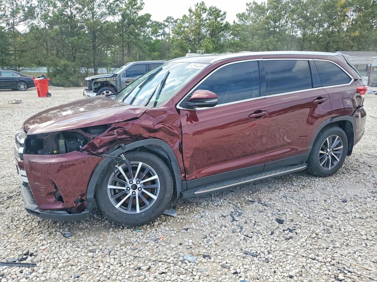 2019 TOYOTA HIGHLANDER