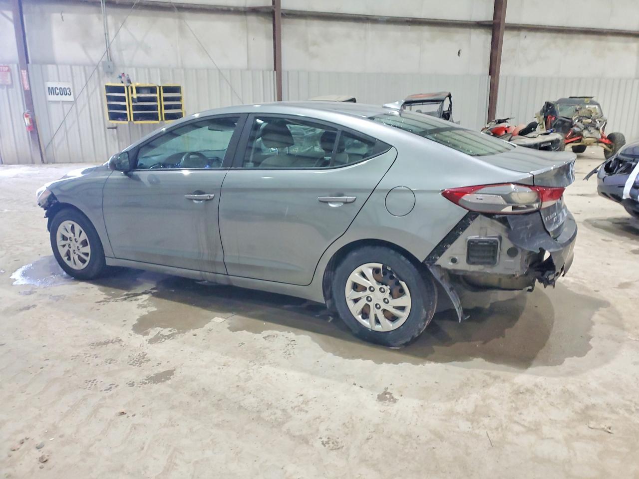 2017 HYUNDAI ELANTRA SE photo 2