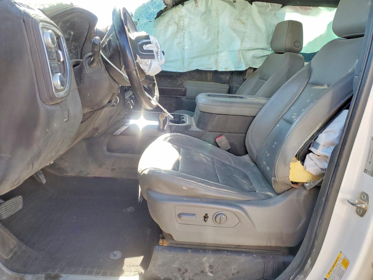 2019 GMC SIERRA K1500 SLT photo 13