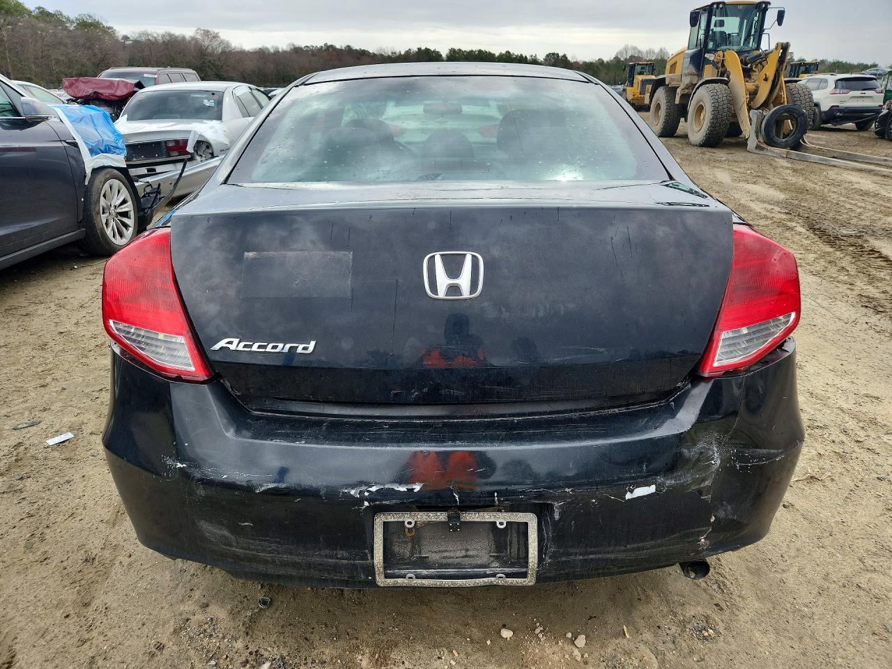 2011 HONDA ACCORD LX-S photo 11