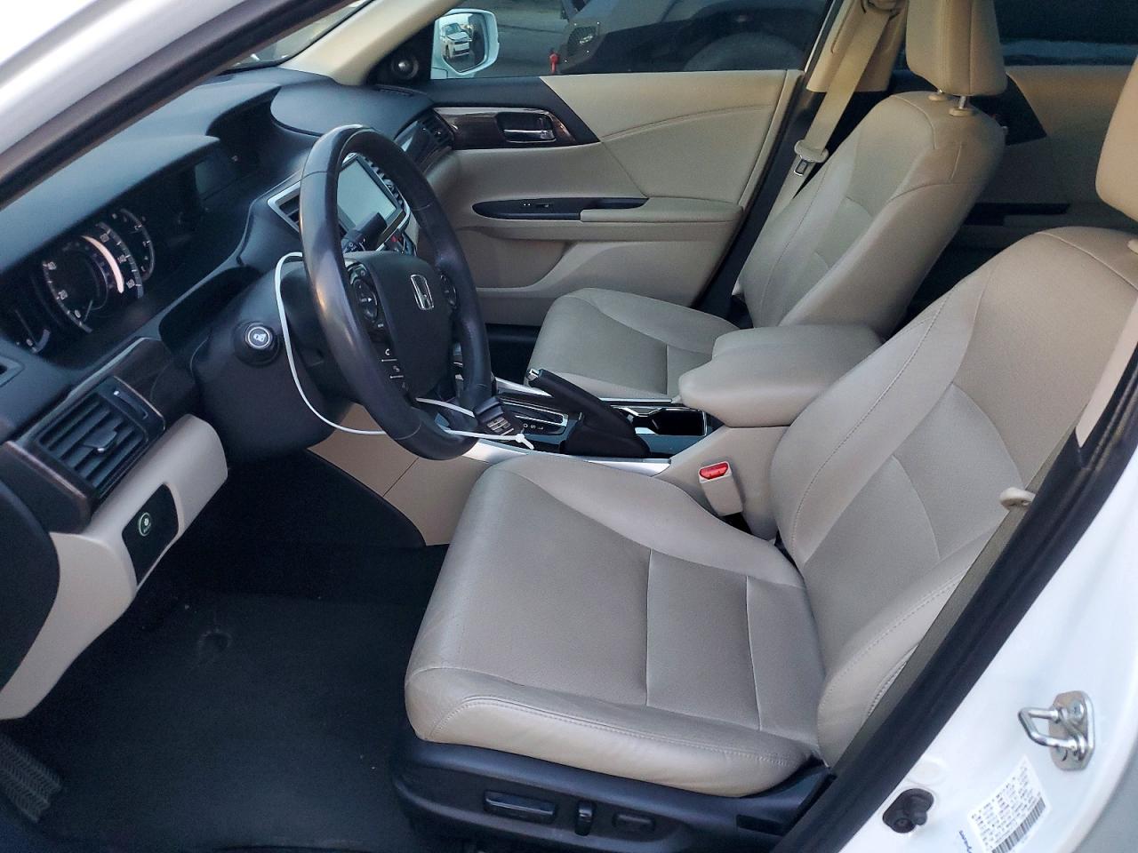 2017 HONDA ACCORD EXL photo 7