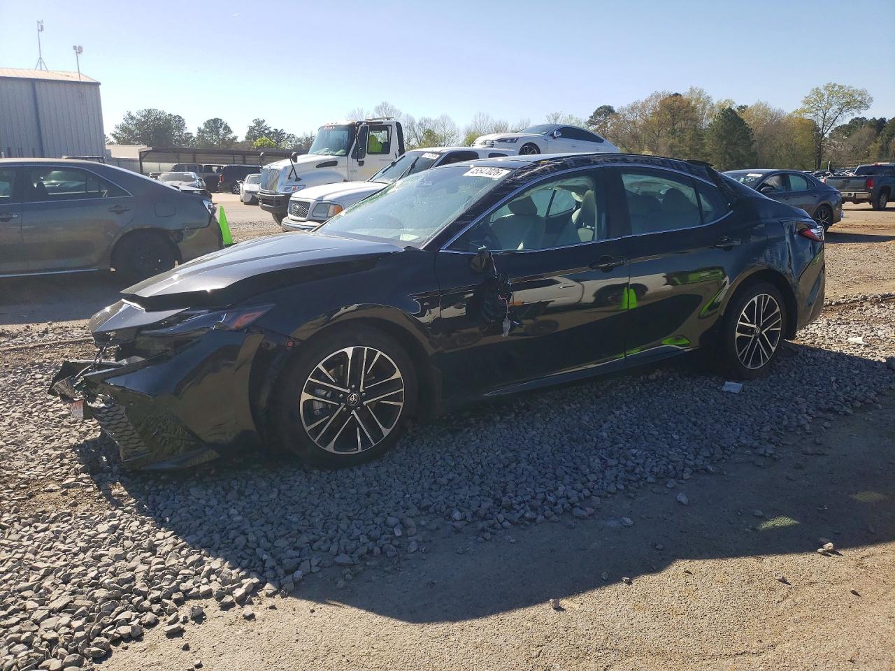 2026 TOYOTA CAMRY