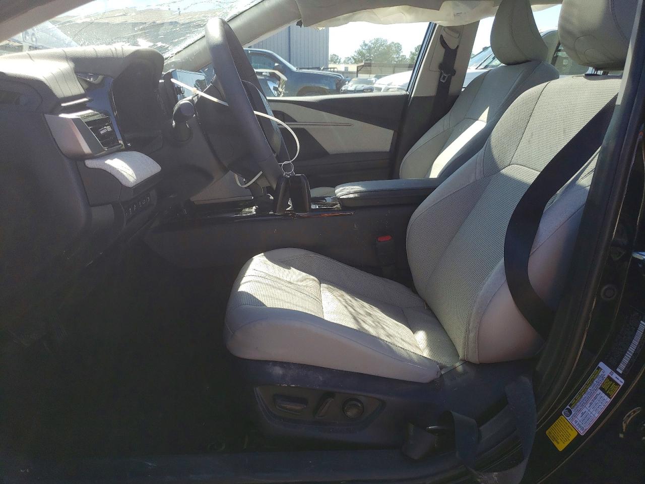 2026 TOYOTA CAMRY XLE photo 7
