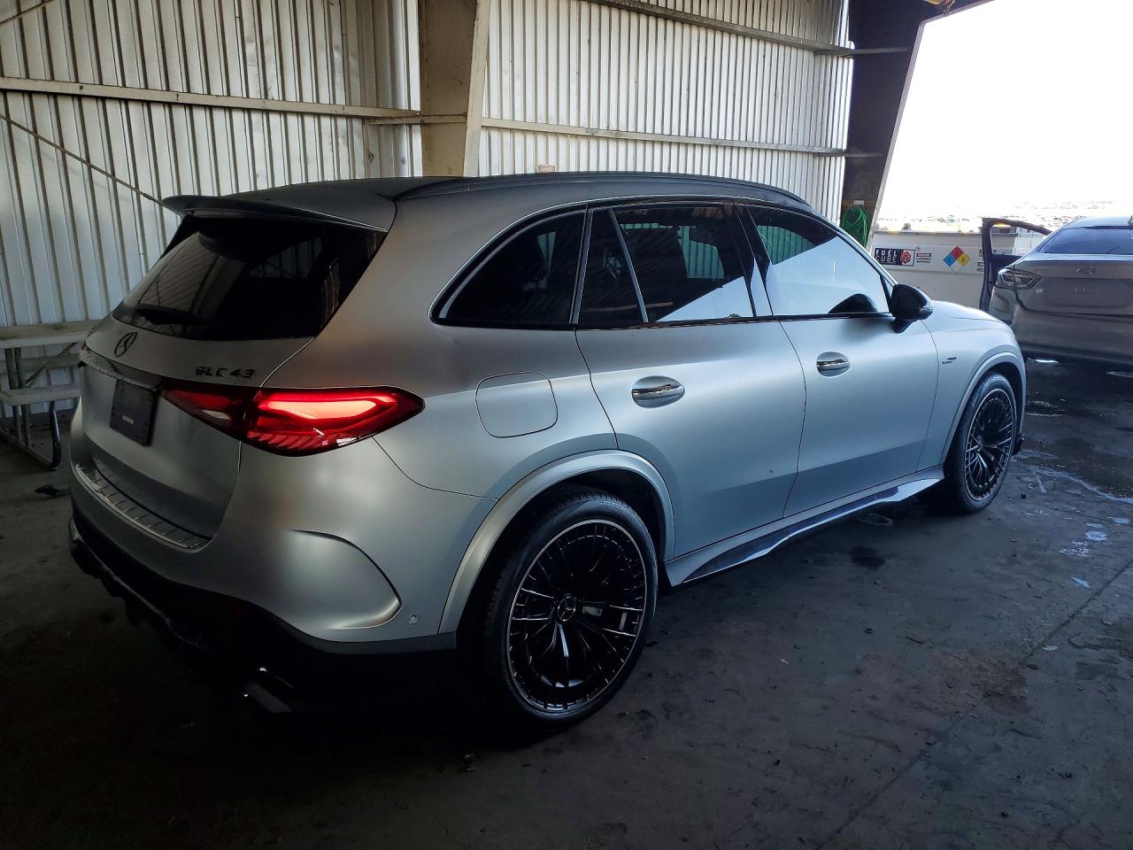 2024 MERCEDES-BENZ GLC 43 4MATIC AMG photo 3